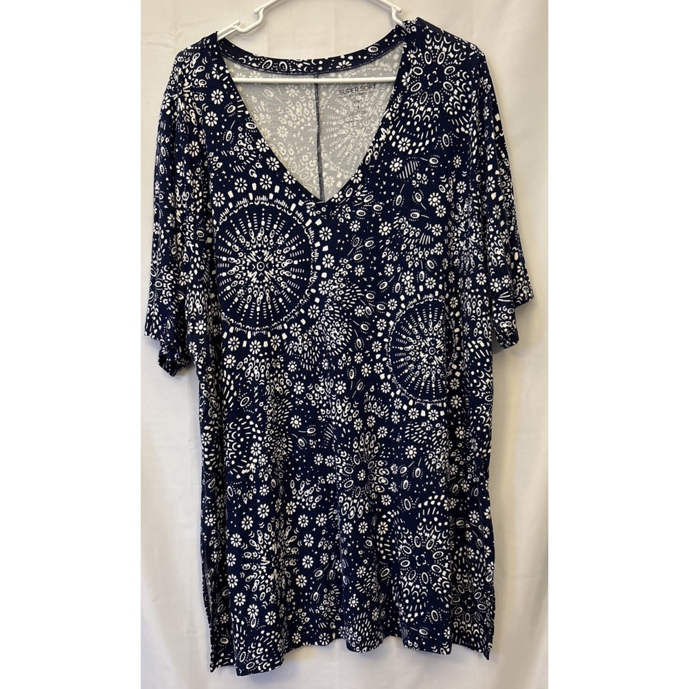TORRID Womens Super Soft‎ Knit TOP Short Sleeves BLUE White Mandala Size 3